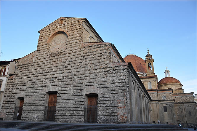The facade of the church of San Lorenzo