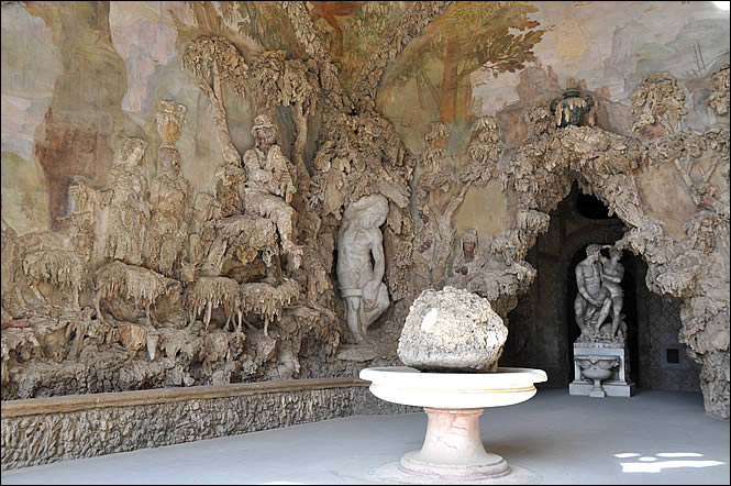 The cave of Buontalenti