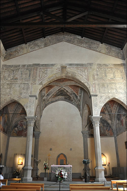 L'intérieur de l'église Saint Charles des Lombards